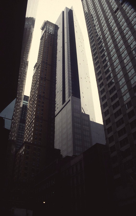 The Carnegie Hall Tower and the Metropolitan Tower 
(104K)