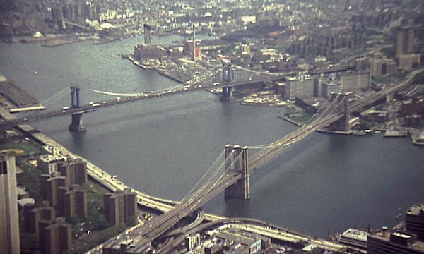 The Manhattan and Brooklyn Bridges (55K)