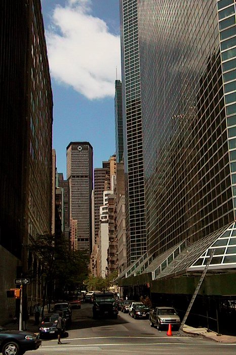 The 1 and 2 U.N. Plaza and MetLife (105K)