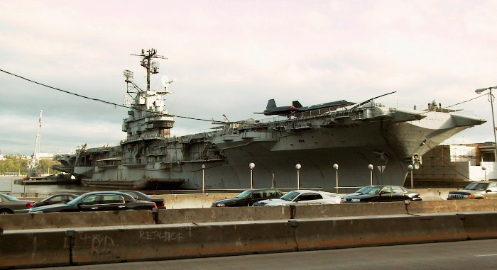 The USS Intrepid (64K)