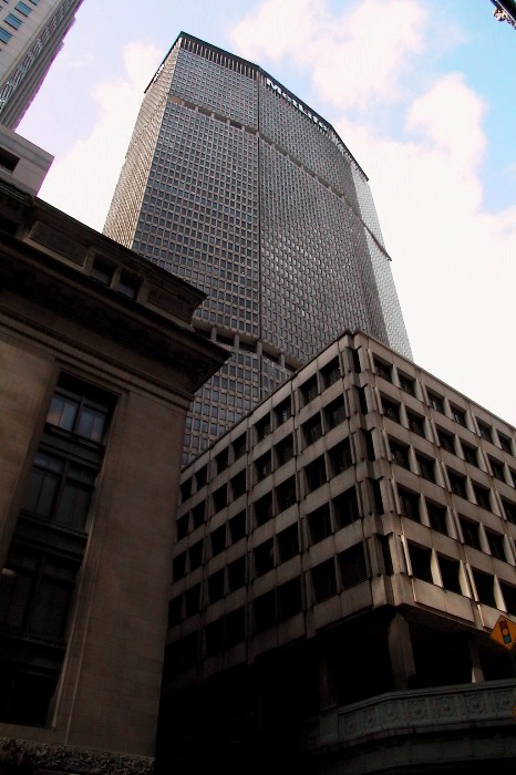 The MetLife Building (86K)