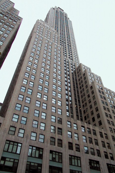 The 500 Fifth Avenue (117K)