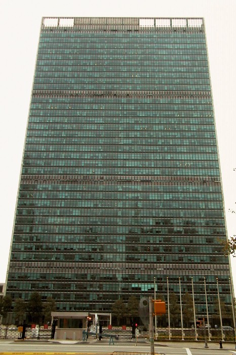 The United Nations Secretariat (123K)